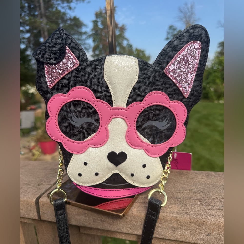 NWT! Betsey Johnson Pink and Black Puppy Sparkling Novelty Collectors Handbag